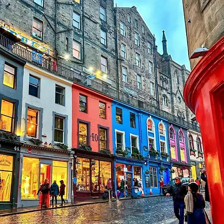 E'Holidays Edinburgh Exterior photo