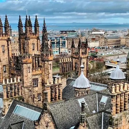 E'Holidays Edinburgh Exterior photo