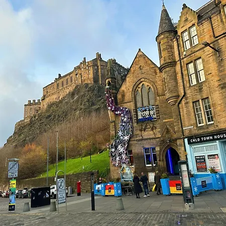 E'Holidays Edinburgh Exterior photo
